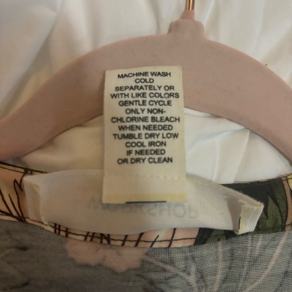 Workshop Republic ✨$8 when bundled✨floral Blouse - Picture 8 of 8